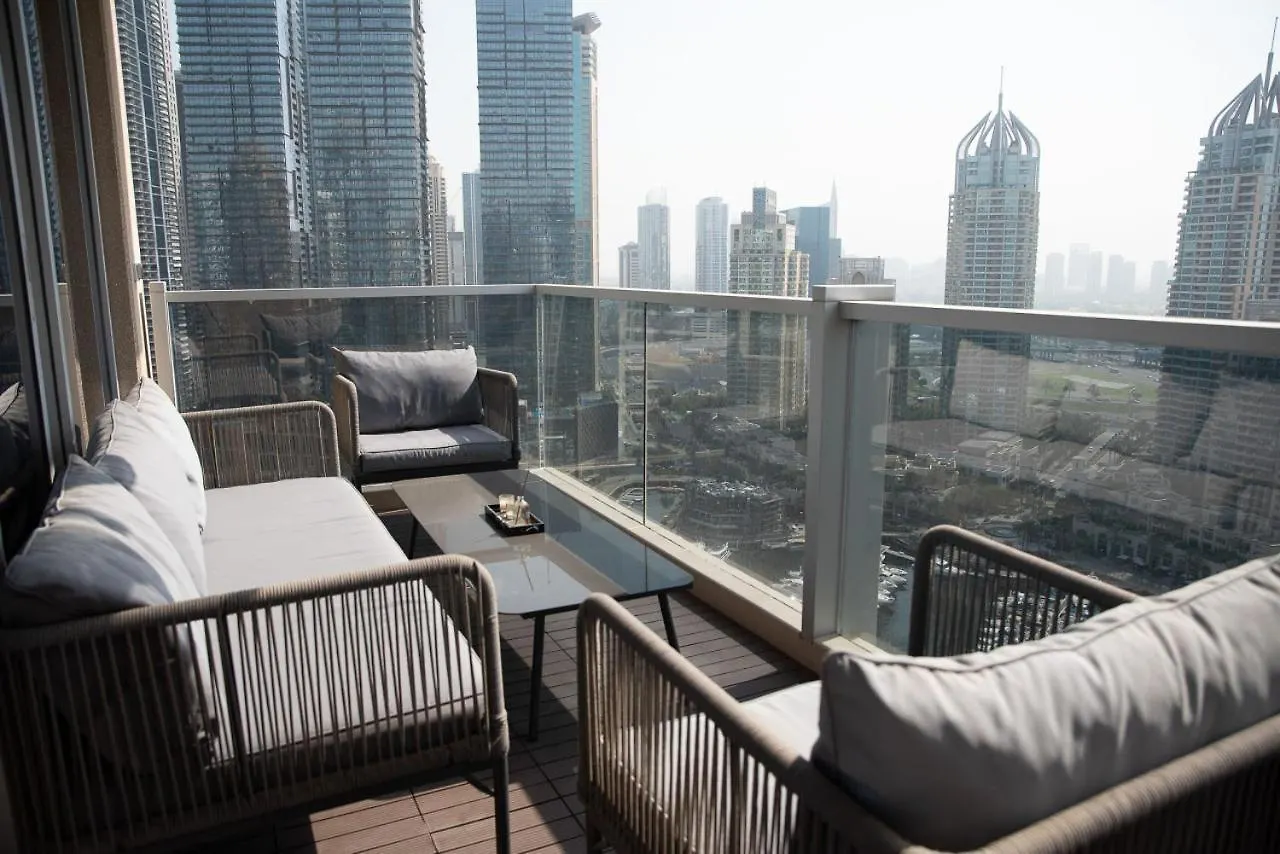 Stunning High Floor 3 Bed - Dubai Marina Apartment
