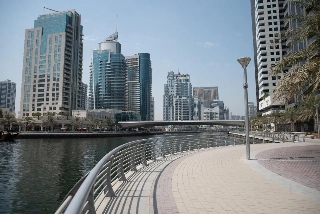 Stunning High Floor 3 Bed - Dubai Marina Apartment